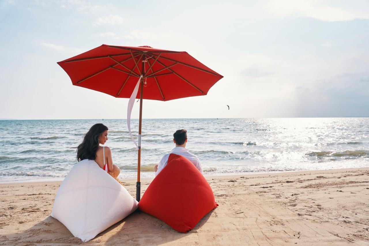 Bayphere Hotel Pattaya Jc 나 좀티엔 외부 사진 Beach umbrella
