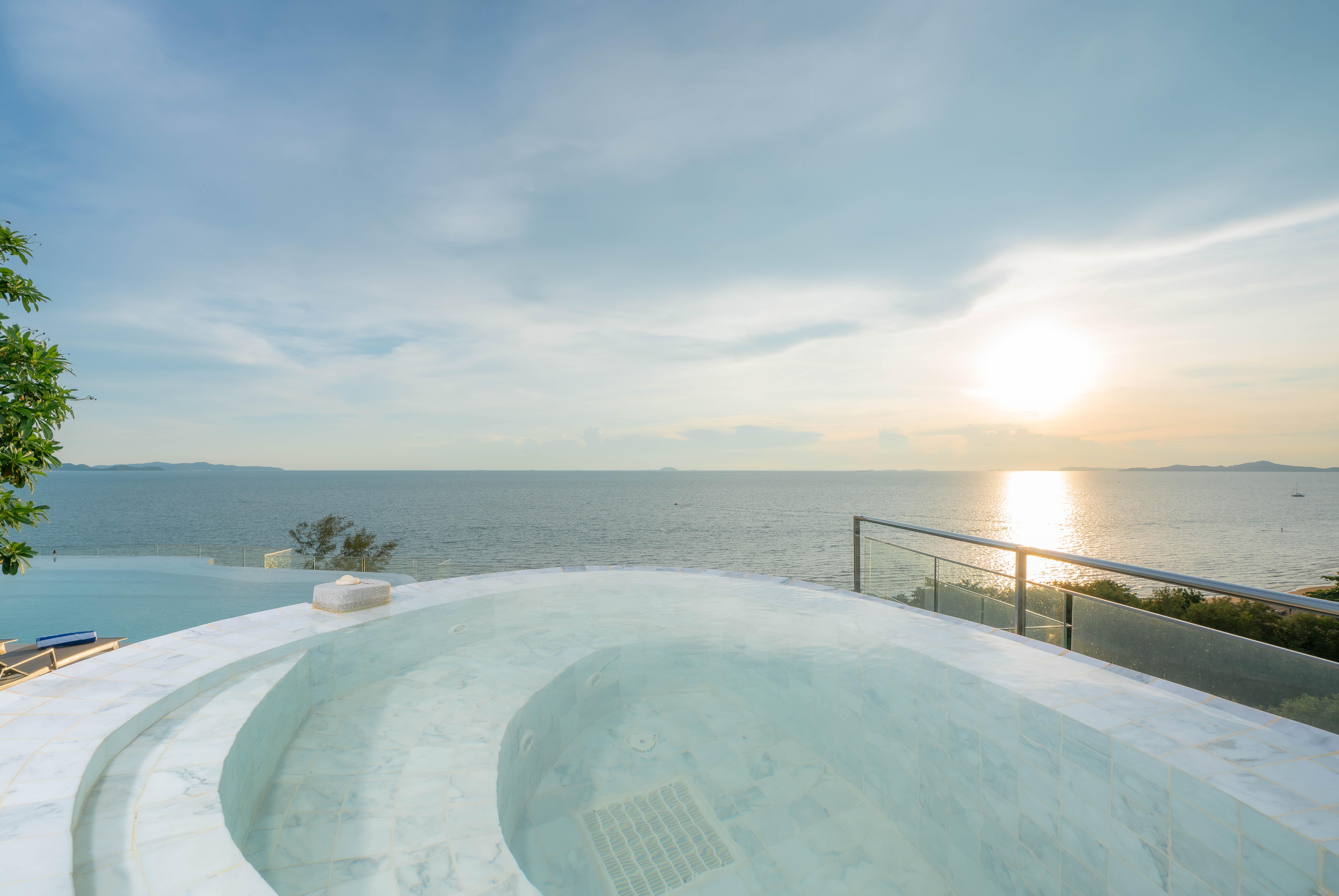 Bayphere Hotel Pattaya Jc 나 좀티엔 외부 사진 View from the rooftop