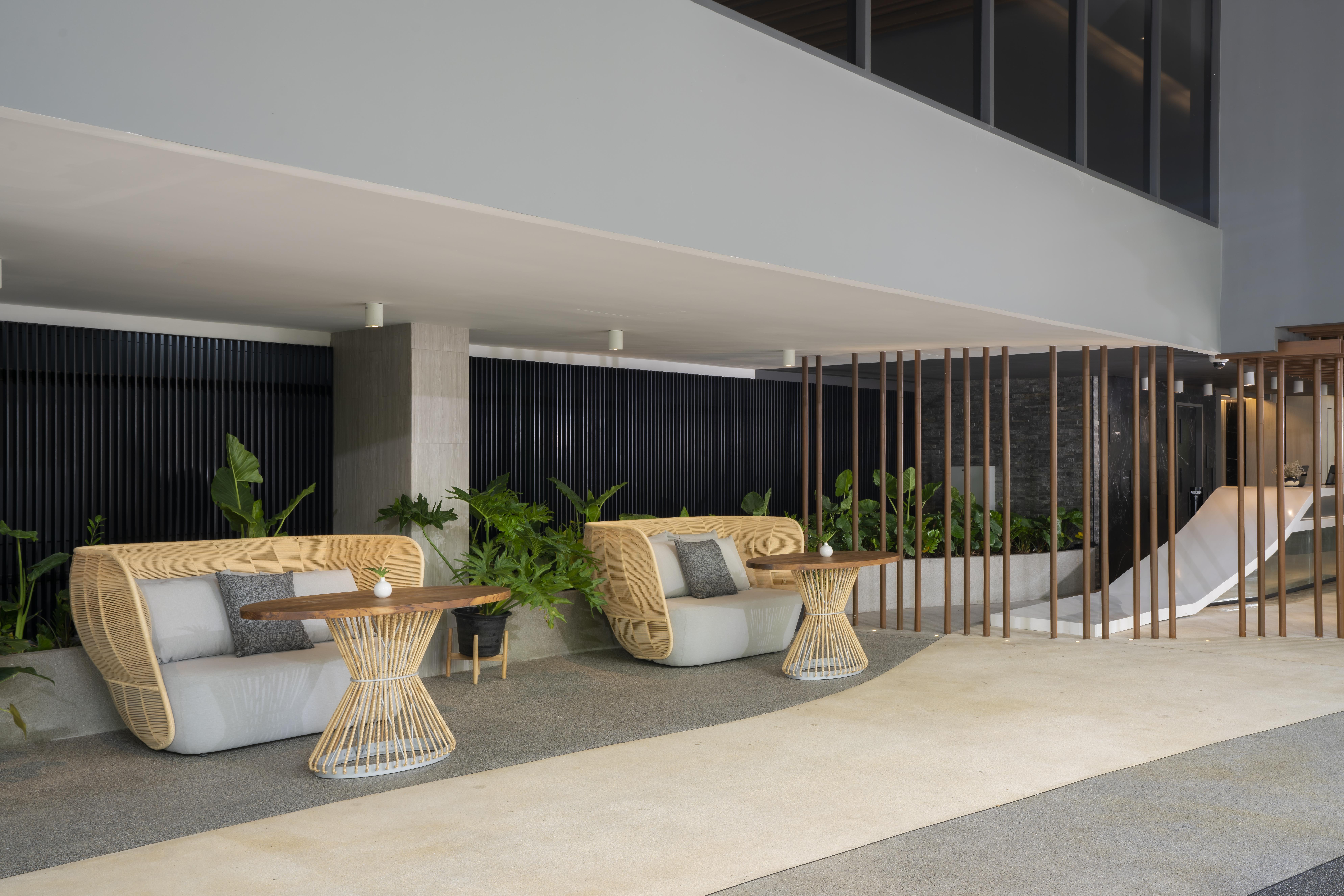 Bayphere Hotel Pattaya Jc 나 좀티엔 외부 사진 The interior of the airport